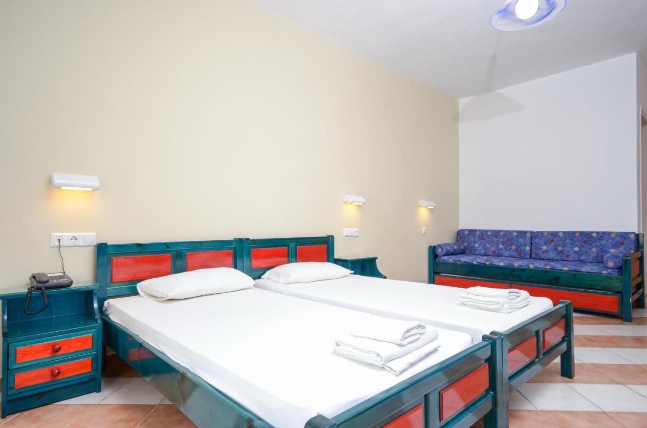Hotel Fanis Agia Anna  エクステリア 写真