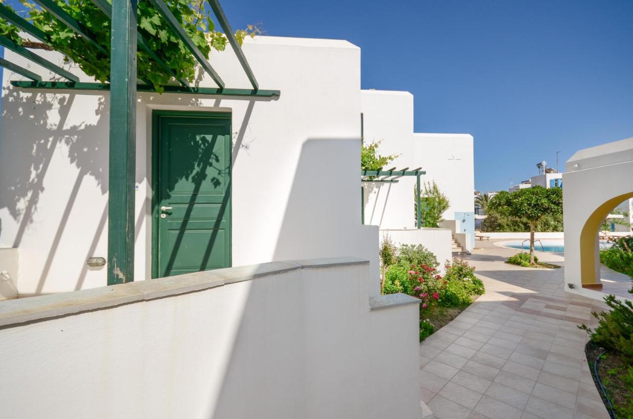 Hotel Fanis Agia Anna  エクステリア 写真