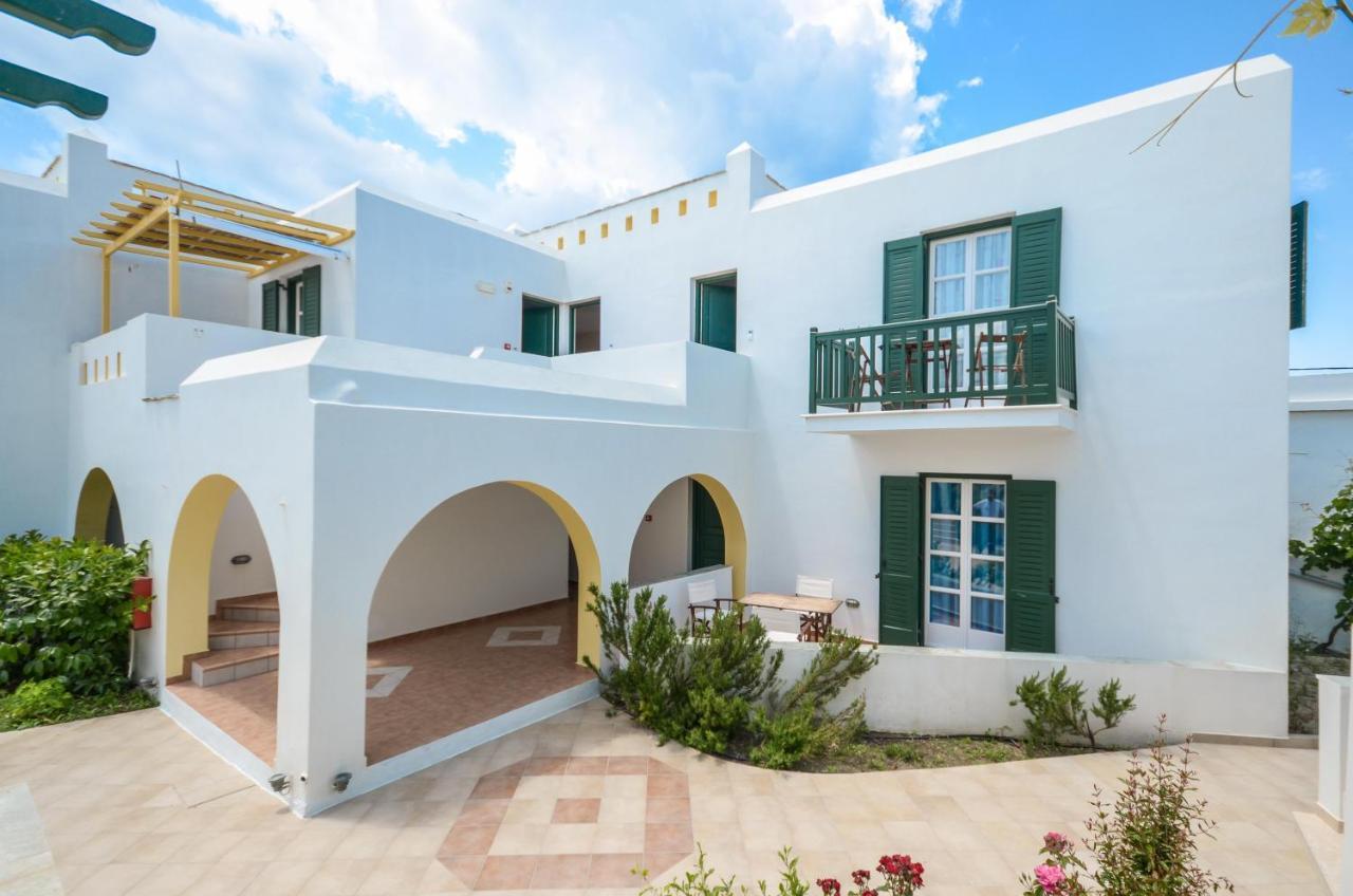 Hotel Fanis Agia Anna  エクステリア 写真