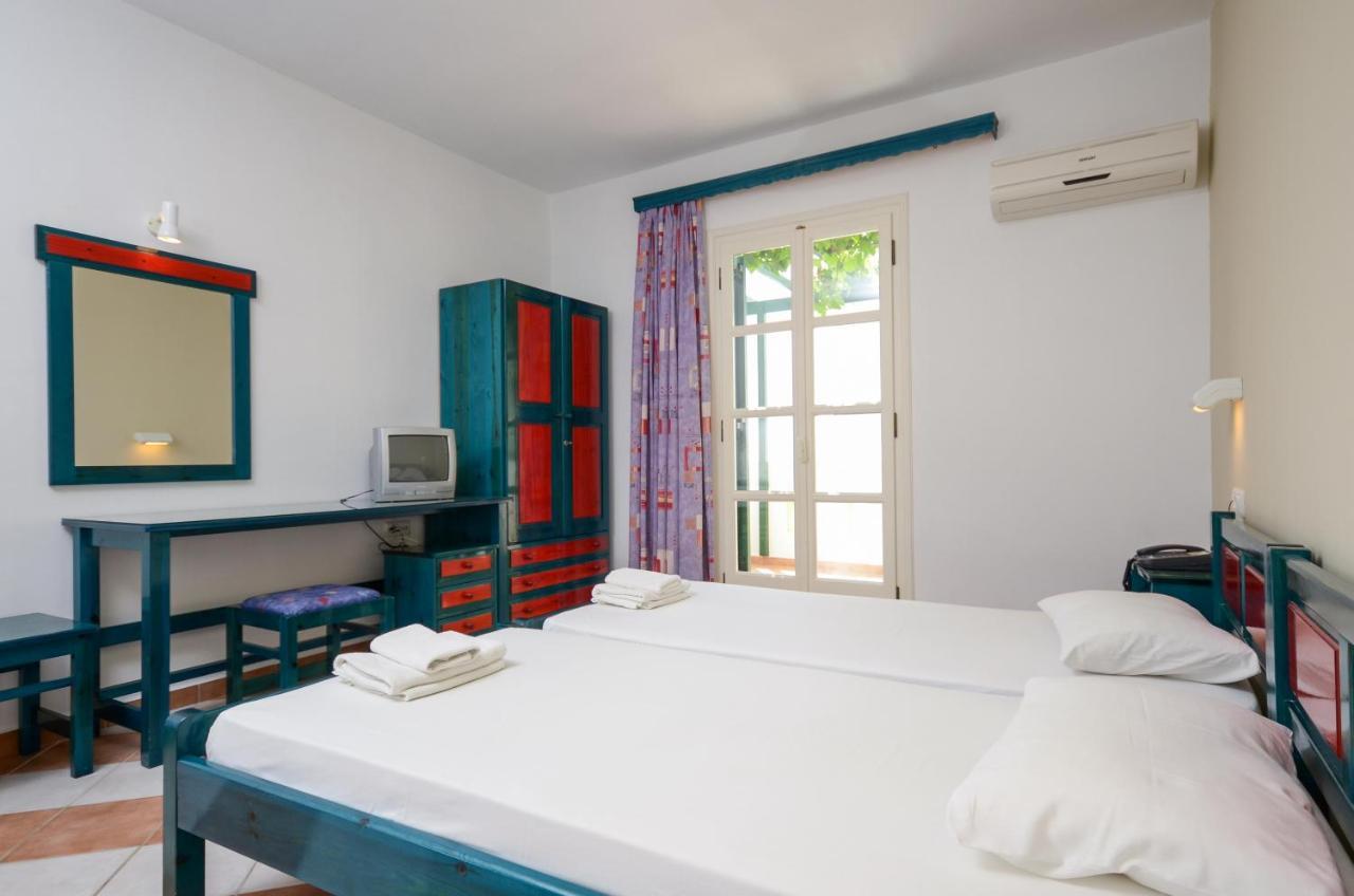 Hotel Fanis Agia Anna  エクステリア 写真