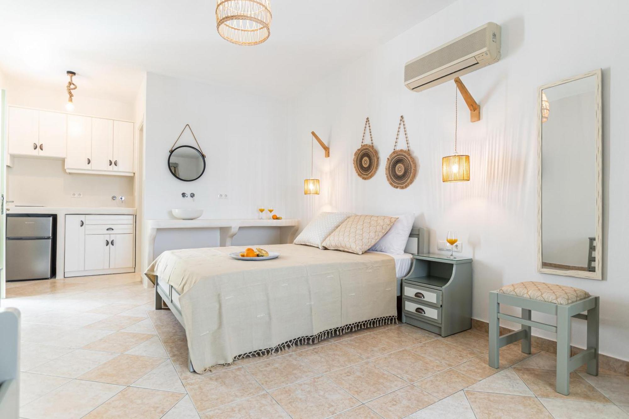 Hotel Fanis Agia Anna  エクステリア 写真